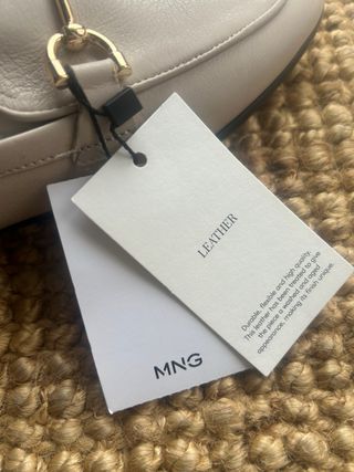 Mocassini beige vera pelle Mango con cartellino