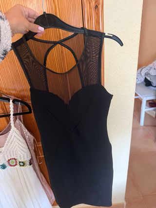 Lote vestidos e un mono