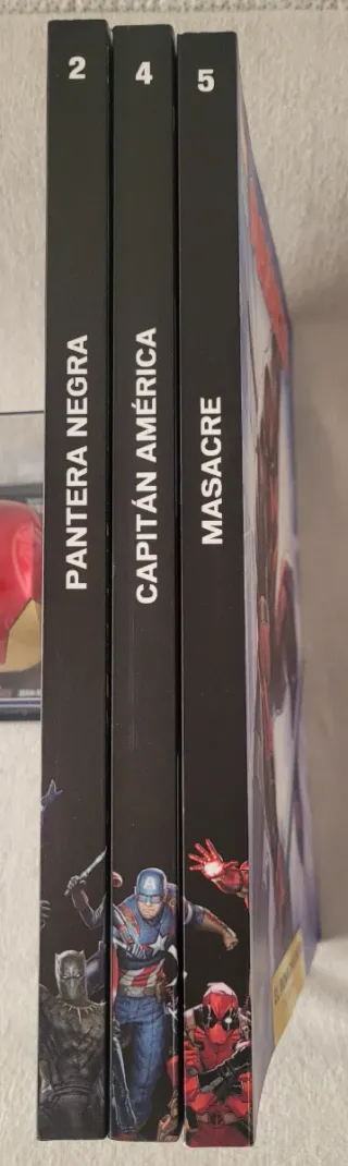 Lote 3 cómics Marvel + casco Ironman