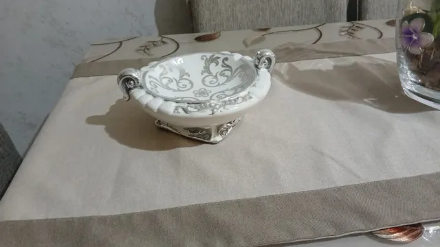 Posacenere stile contemporaneo