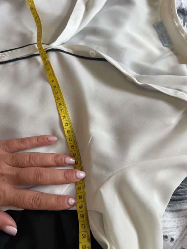 Lote 2 blusas Primark blancas y negras T.34