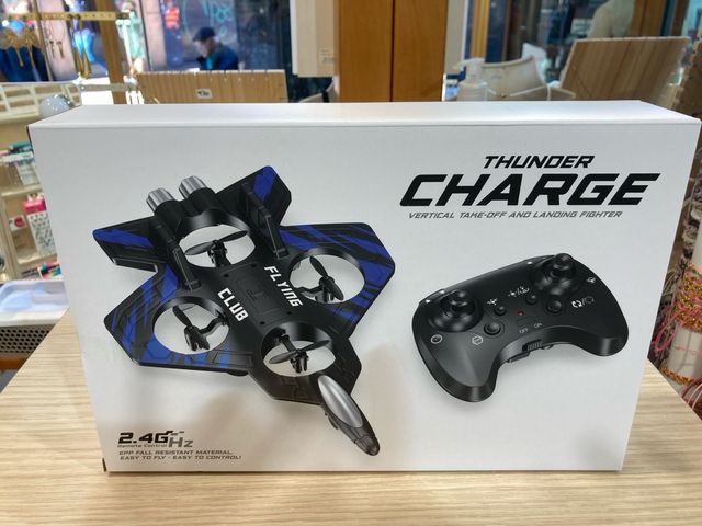 Dron Thunder Charge tipo avión