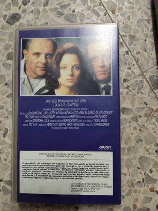 2 VHS Anthony Hopkins