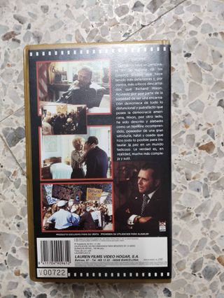 2 VHS Anthony Hopkins