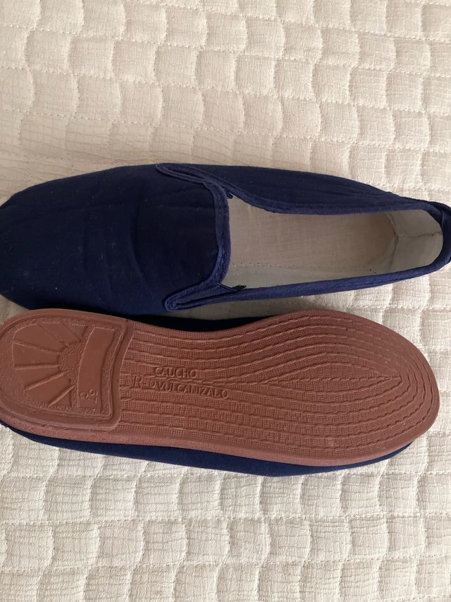Zapatillas azul marino
