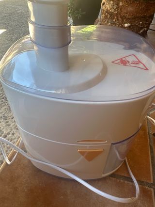 Licuadora Ufesa Juice Extractor