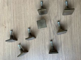 8 Tiradores cuadrados dorados  vintage 