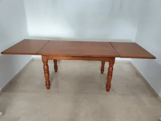 Mesa de salón madera maciza provenzal