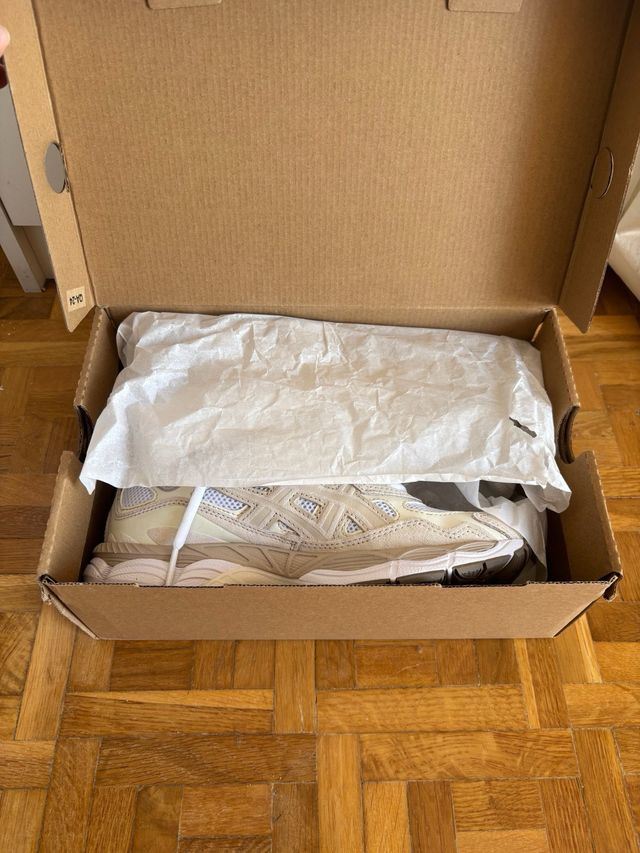 Zapatillas Asics Gel Beige/Blanco