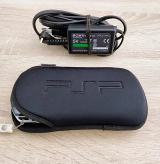 Consola Sony PSP Negra + Accesorios