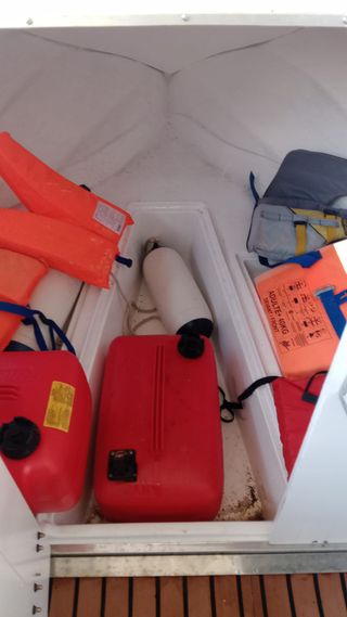 Barco Sabinal 17 + Mercury F90