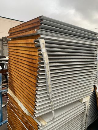 Panel sándwich pared 40mm 1,08x1,00m (128 ud. )