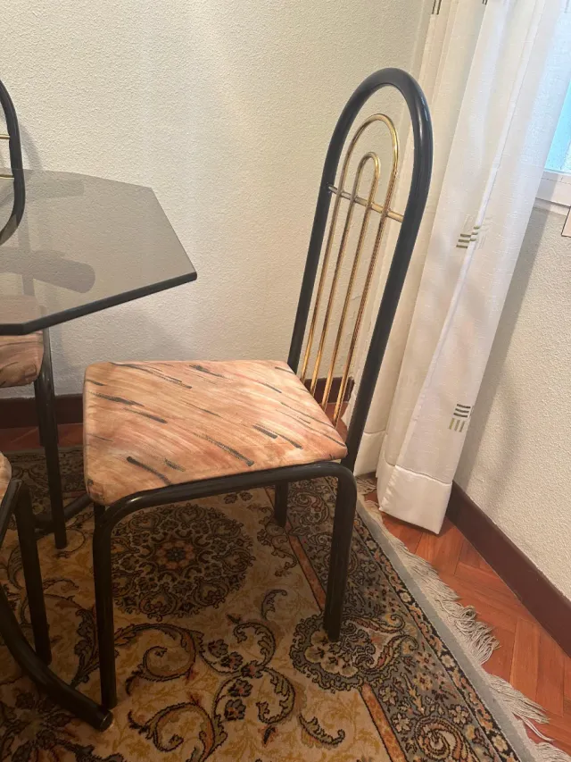 Sala da pranzo in vetro nero 4 sedie