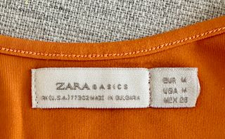 Camiseta tirantes de Zara Basic