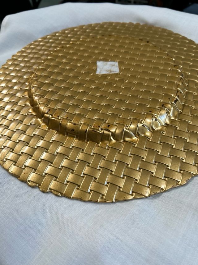 Piatti bassi in cristallo dorato, disponibili 300 unità