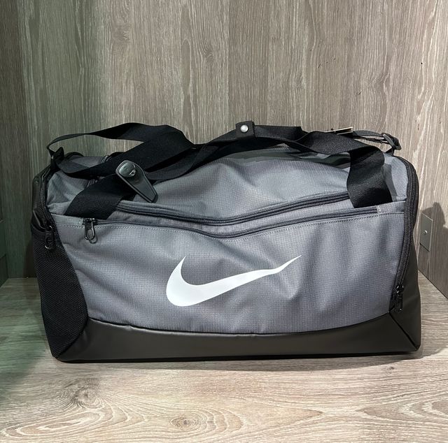 Bolsa Deportiva Nike 41L Gris