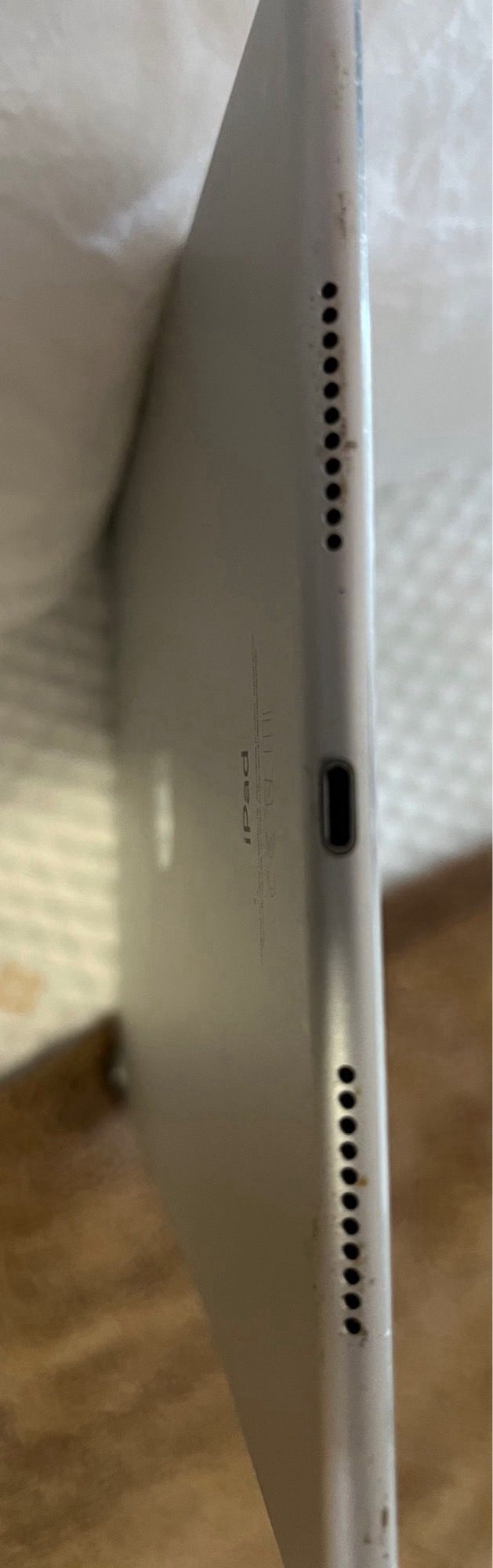 iPad Pro 10.5 256 GB Wi-Fi + 4G A1709 con caja