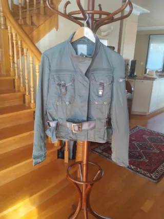 Cazadora impermeable Peuterey gis