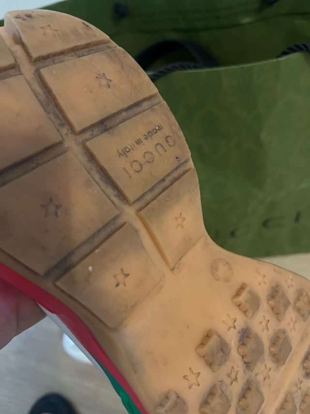 Zapatillas Gucci Blancas y Rojas