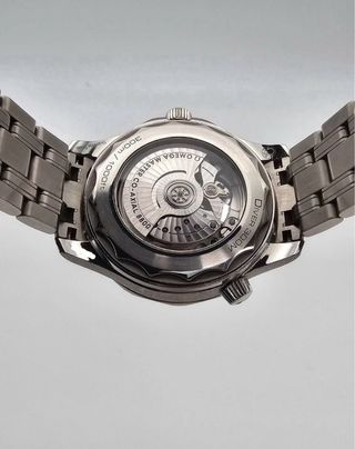 Omega Seamaster Diver 300M (white dial)