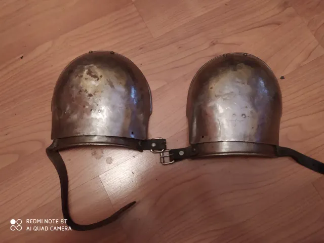 Hombreras acero recreación, rol en vivo, bohurt