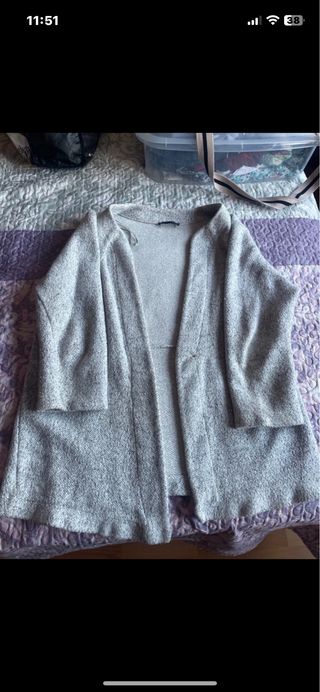Chaqueta Zara Gris