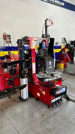 Desmontadora Hunter TCX575Z