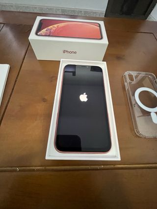 iPhone XR corallo/oro rosa
