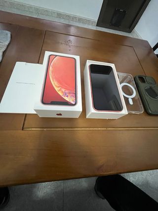 iPhone XR corallo/oro rosa