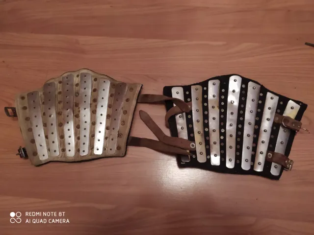 Brazales / antebrazos acero recreación, Larp