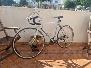 Bicicleta de carretera clásica