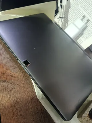 Computer portatile/tablet touch convertibile KLIPAD KL 4888