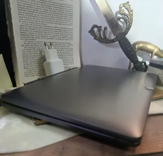 Computer portatile/tablet touch convertibile KLIPAD KL 4888