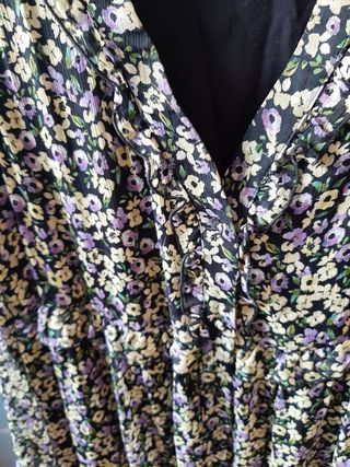 Vestido Zara flores talla L