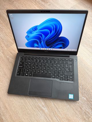 Ordenador portátil DELL Latitude 7300