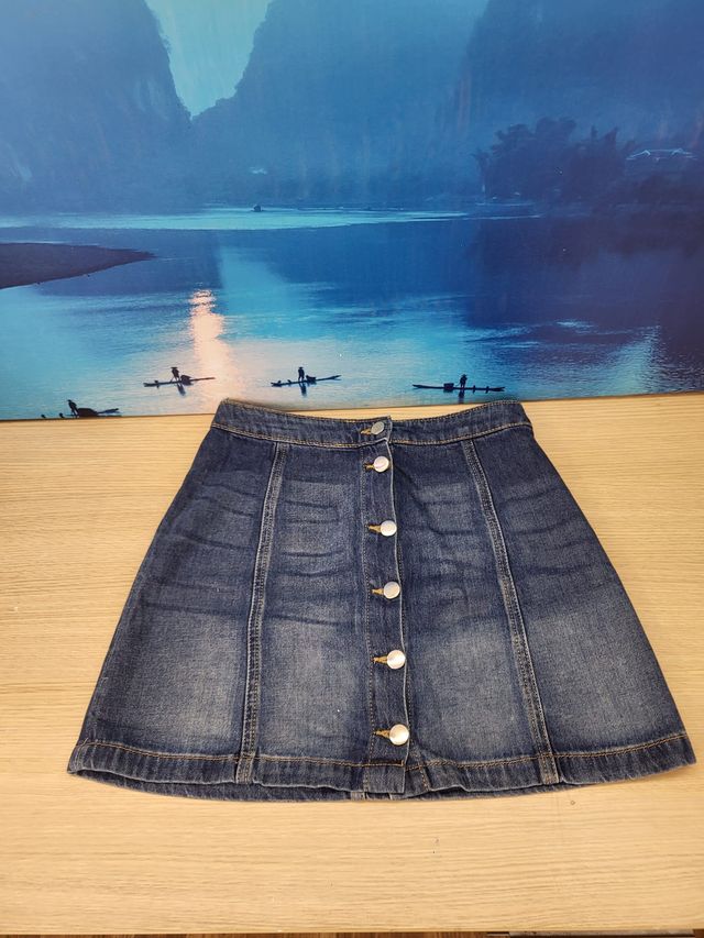 Minifalda vaquera abotonada