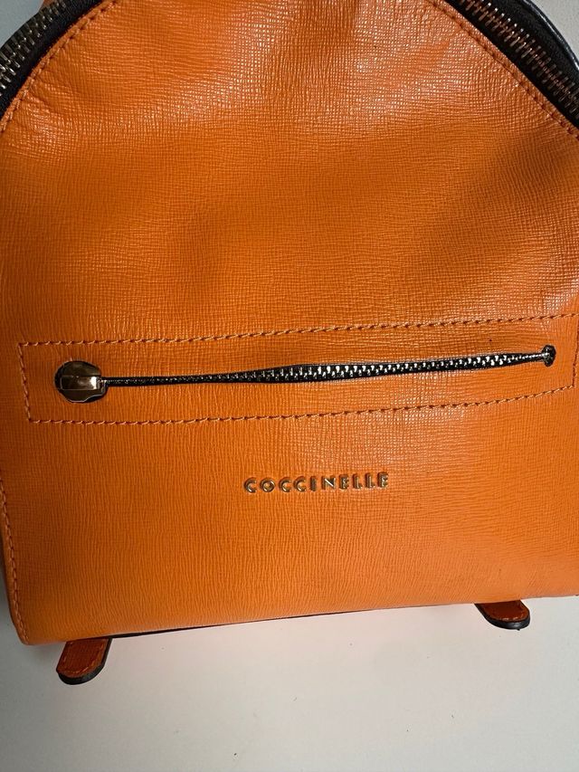 Mochila Coccinelle Cuero Natural Naranja