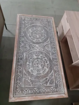 Mesa de centro madera tallada beige/marrón