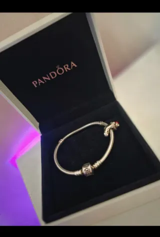 Pulsera Pandora Plata y Rojo