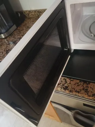 Microondas SABA como nuevo