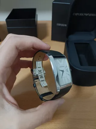 Reloj Emporio Armani Rectangular Plata Negro