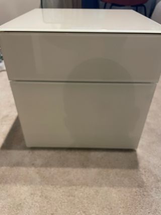 Set 2 comodini + 1 mobile settimanale