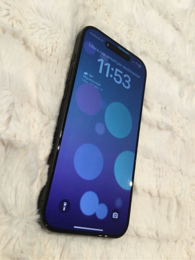 iPhone 15 Pro 128GB Negro impecable regalo fundas