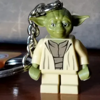 Llaveros Star Wars Lego Yoda y BB-8