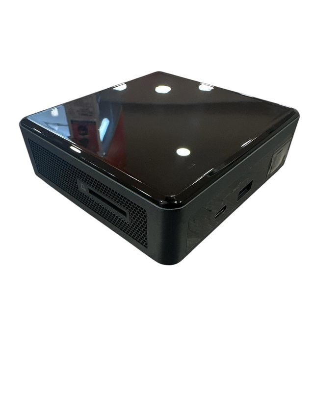 MINI PC INTEL NUC10FNK CORE I3-10110 4GB RAM 120GB W10 HOME + CARGADOR