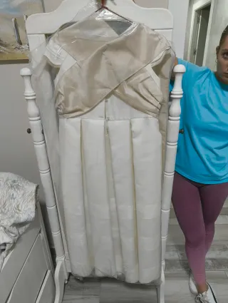 Vestido de Comunión Blanco y Dorado