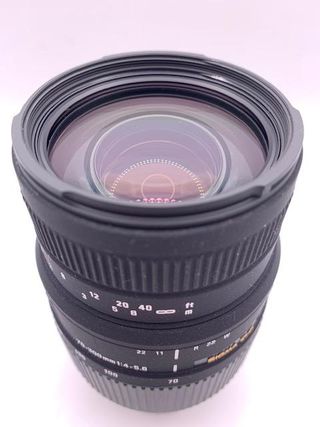 OBJETIVO SIGMA PARA SONY 70-300 F4-5.6 DG MACRO CAJA A ESTRENAR