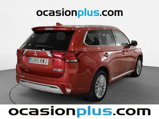 Mitsubishi Outlander 2.4 PHEV Kaiteki 4WD Auto 165 kW (224 CV)