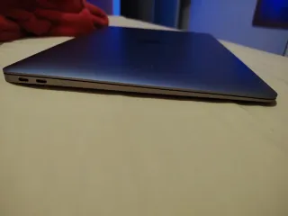 MacBook Air 2018 13 i5 8GB RAM 256GB SSD Huella✅