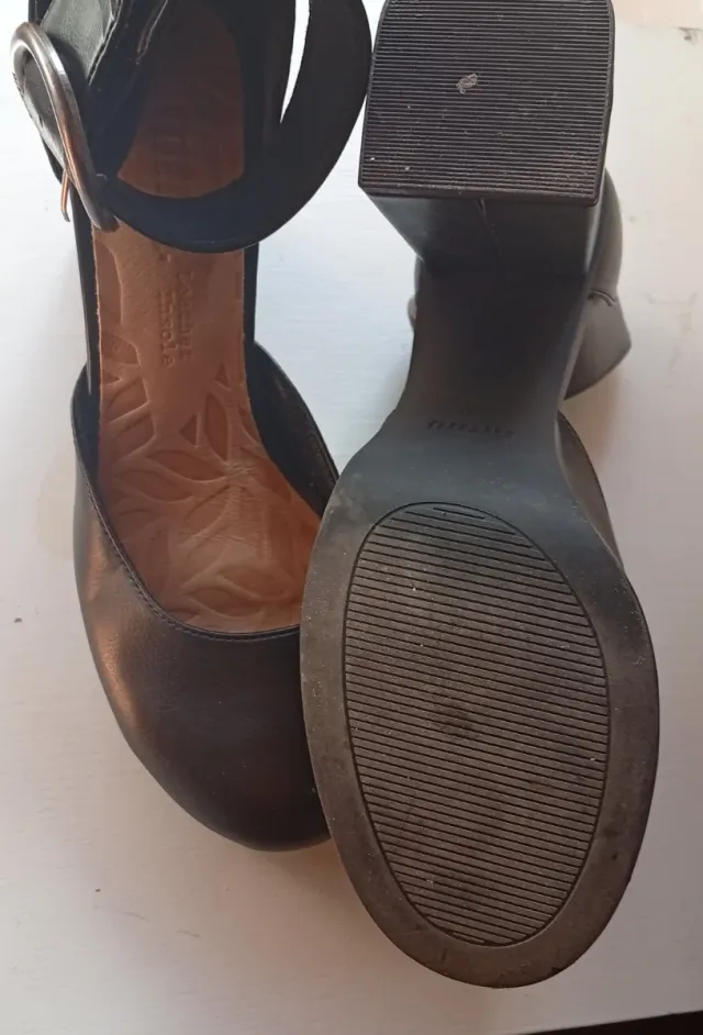 Zapatos Mustang tacón plataforma negros